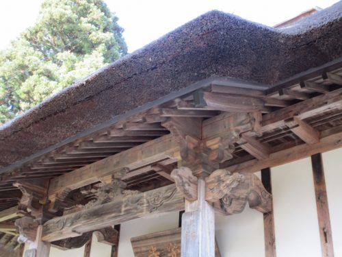 有珠善光寺、蝦夷徳川家三官寺の一寺 - 屋根