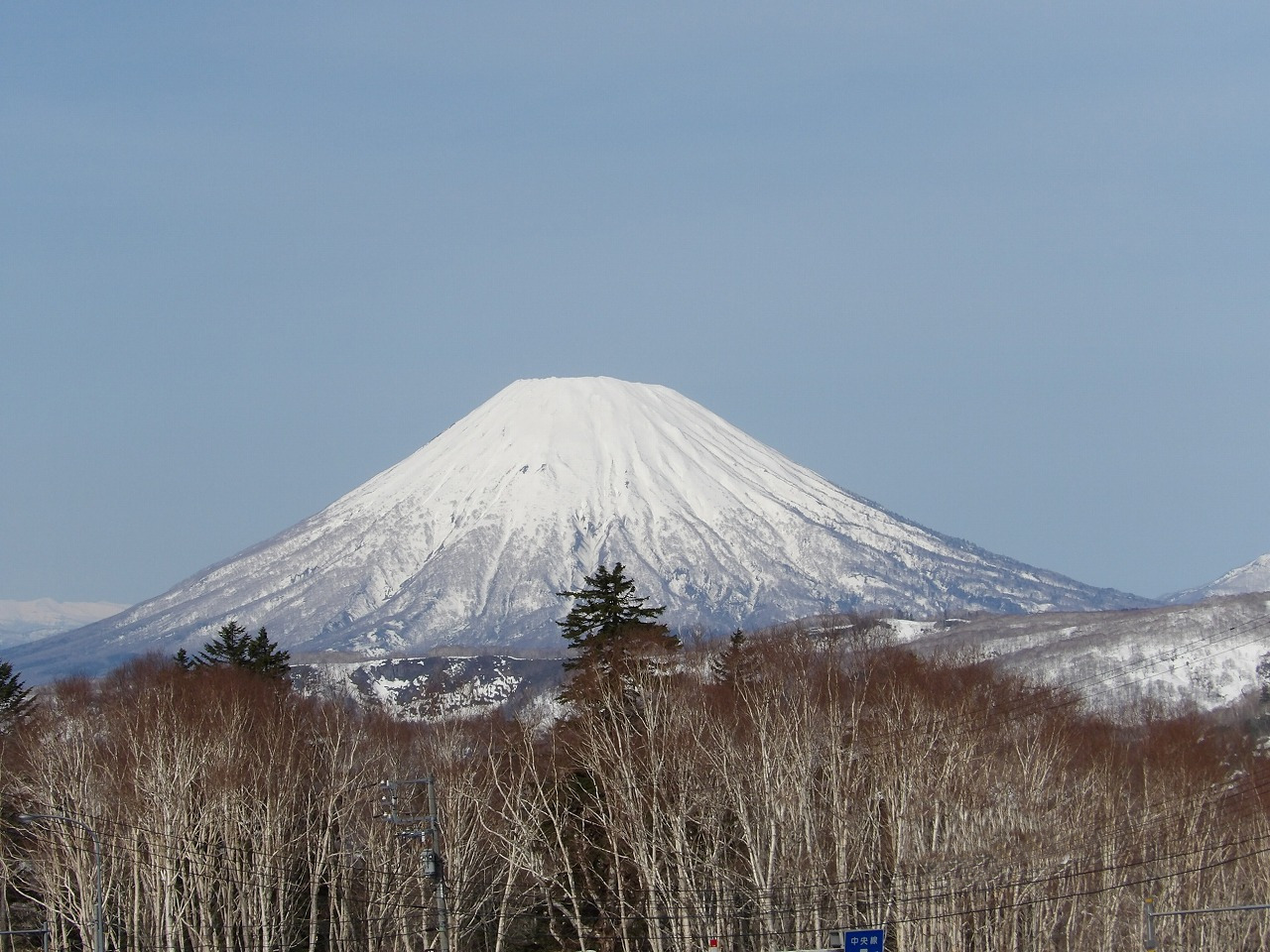羊蹄山 - 蝦夷富士と異名あり
