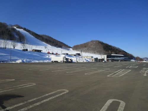 道の駅の広い駐車場🚙＆⛷ゲレンデ