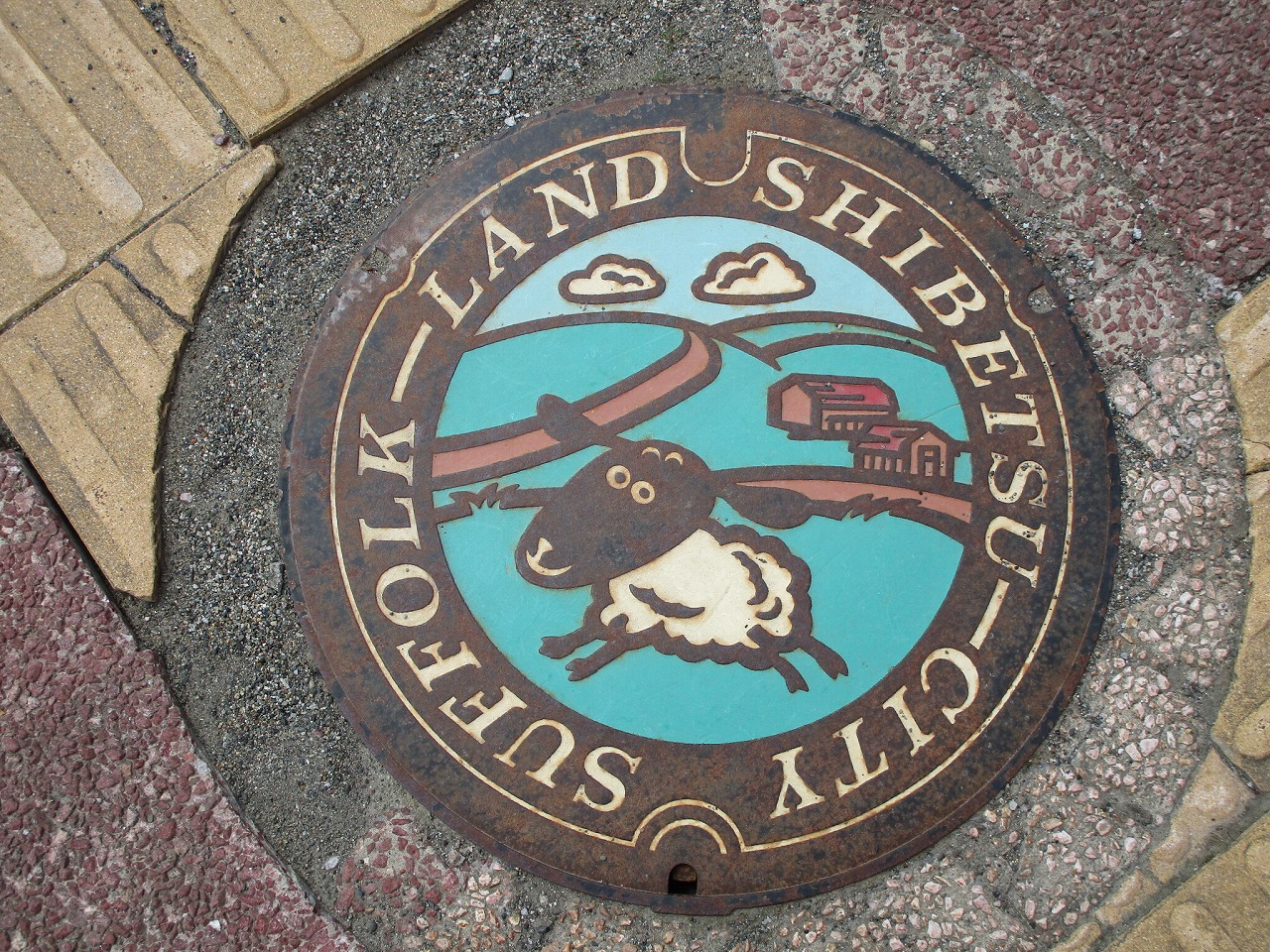 自治体のマンホール蓋