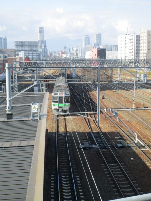 渡線橋から札幌駅方向を臨む