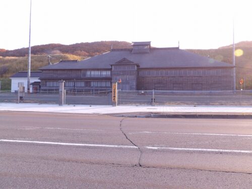 駅隣接の鰊番屋1