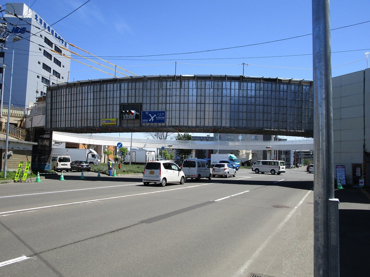 補修工事の円形歩道橋2