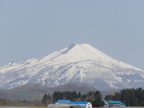 京極からの羊蹄山とニセコ山系2